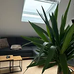 Homestay Ubuntu House - *