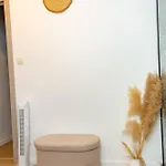 Ubuntu House - *