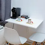 Ubuntu House - Homestay Charleroi