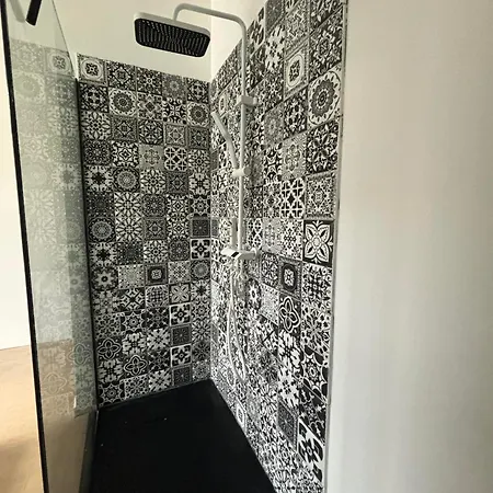 Ubuntu House - Charleroi