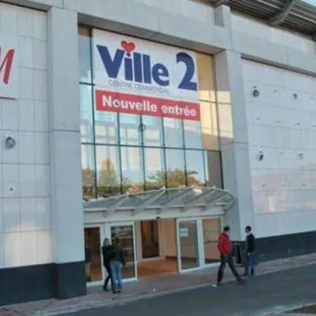 Ubuntu House - * Charleroi