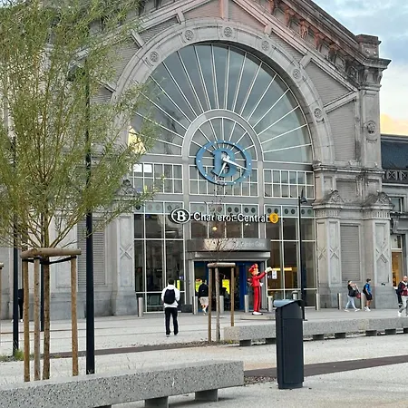 Ubuntu House - Kwatera prywatna *