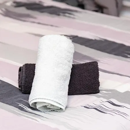 Rum i privatbostad Ubuntu House - *