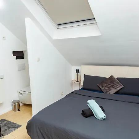 Ubuntu House - Rum i privatbostad Charleroi