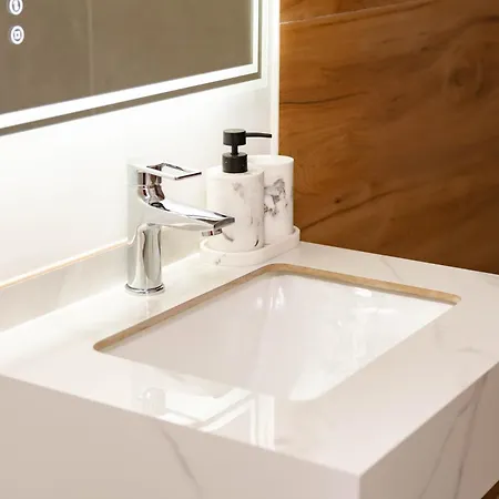 Ubuntu House - Rum i privatbostad *