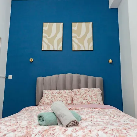 Ubuntu House - * Charleroi