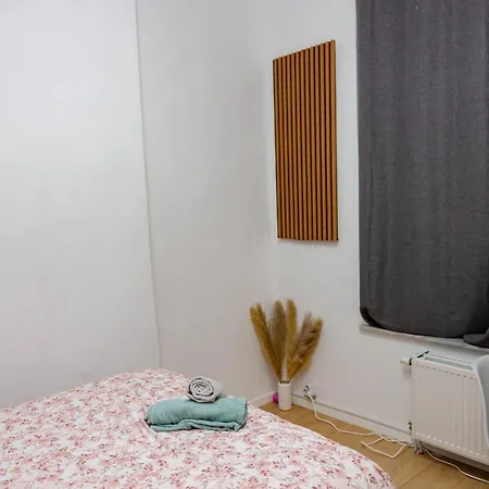 Ubuntu House - Séjour chez l'habitant Charleroi