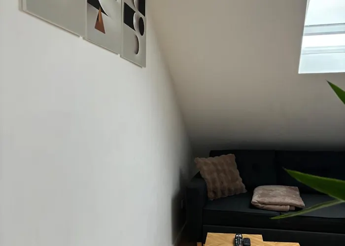 Ubuntu House - Rum i privatbostad Charleroi