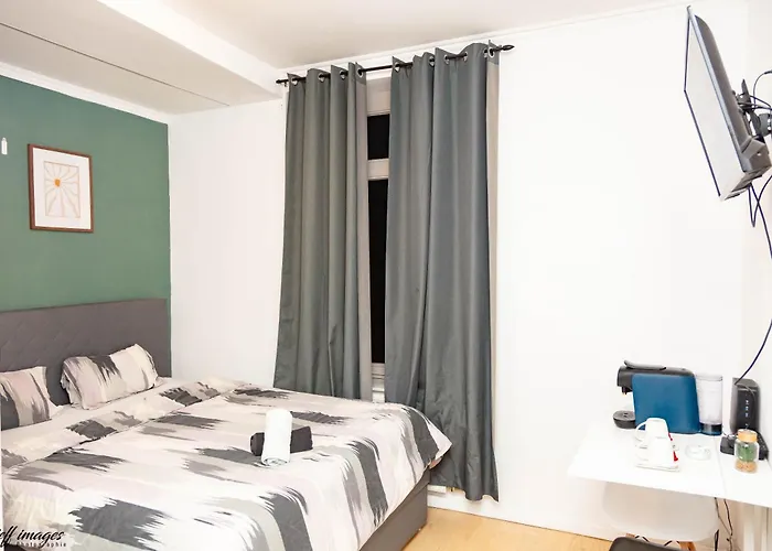 Ubuntu House - Rum i privatbostad Charleroi