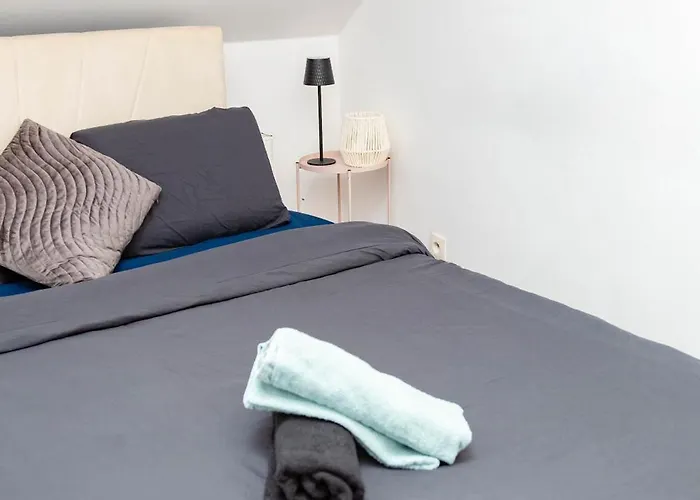 Ubuntu House - Charleroi